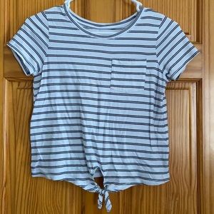 SO girls large t-shirt